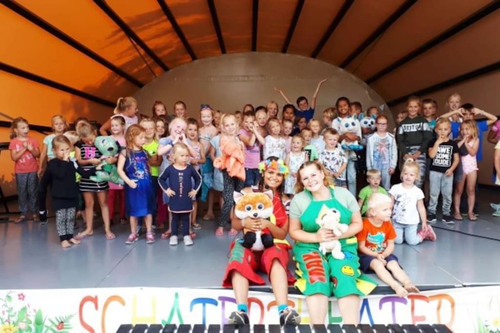 Te Huur: Leuke 4-Persoons Stacaravan Op Top Locatie! Hoenderloo Esterno foto