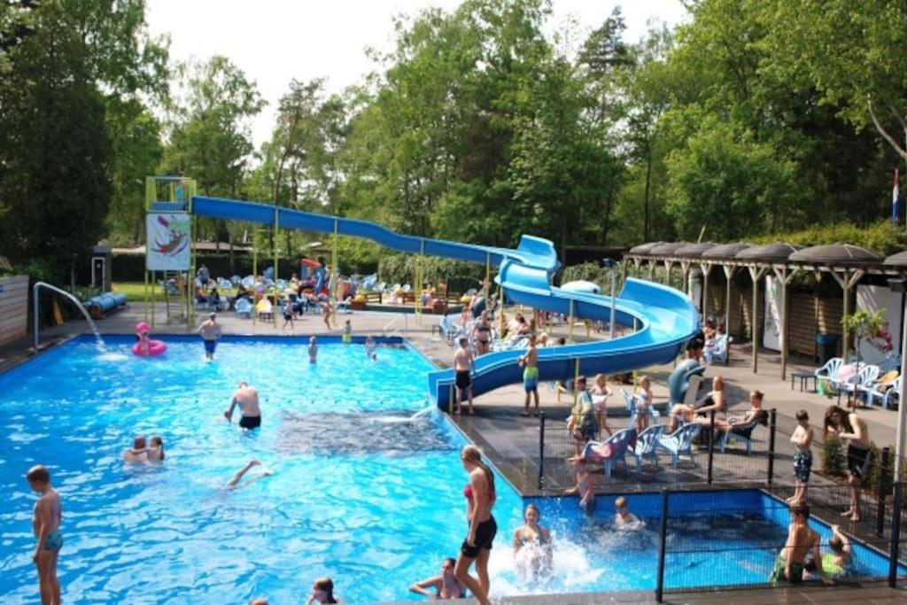 Te Huur: Leuke 4-Persoons Stacaravan Op Top Locatie! Hoenderloo Esterno foto